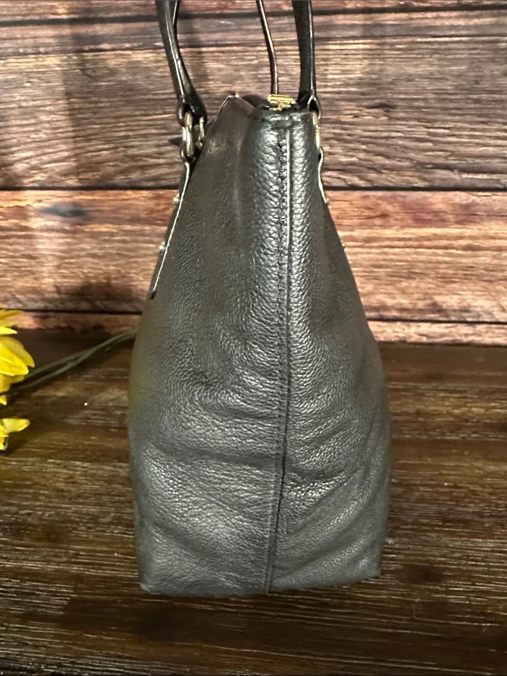 kate spade black leather tote with gold hardware